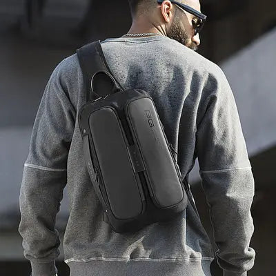 Le sac à bandoulière port USB Le voyageur pratik