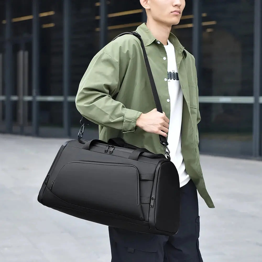 Men’s Duffle Bag Travel Duffel Bag Durable Sports Bag Stylish Handbag for Gym Weekend Trip Daily Use Le voyageur pratik