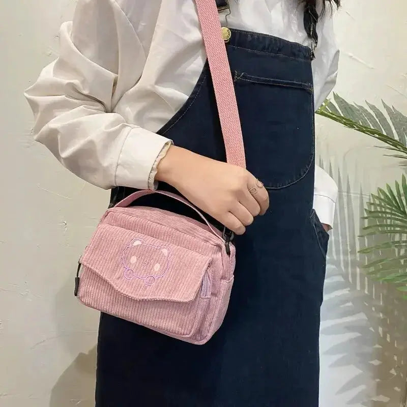 Personalized Teddy Bear Embroidered Diagonal Shoulder Bag, Corduroy Leisure Bag, WOMEN'S Crossbody Bag Le voyageur pratik