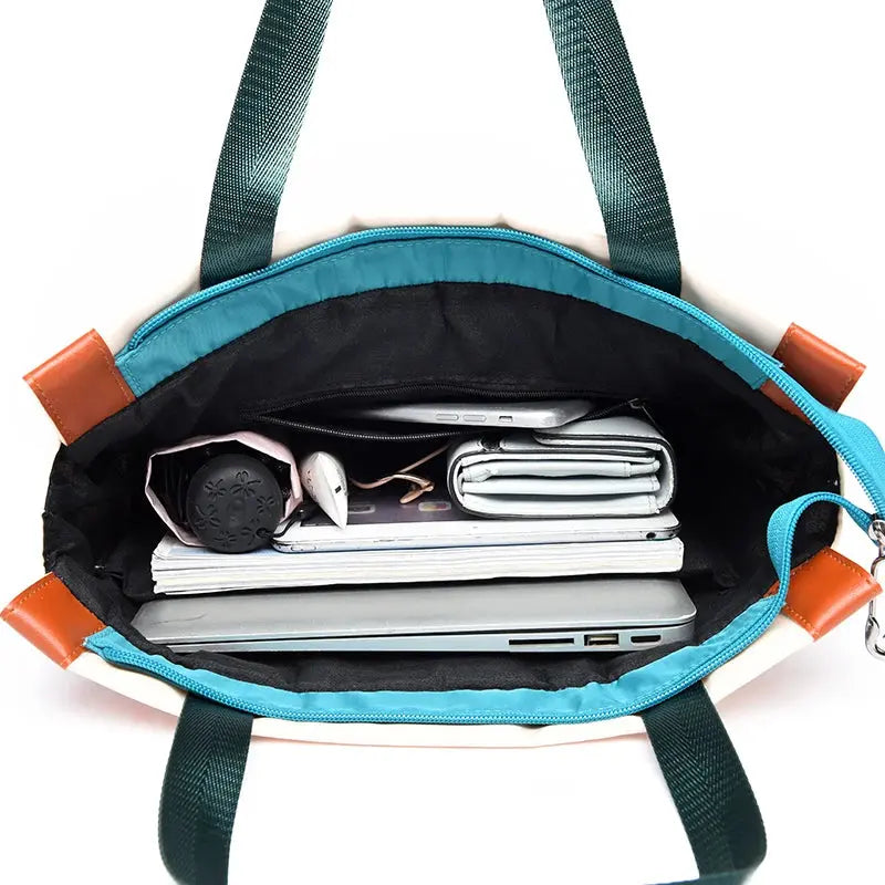 Sac à dos élégant femme Le voyageur pratik